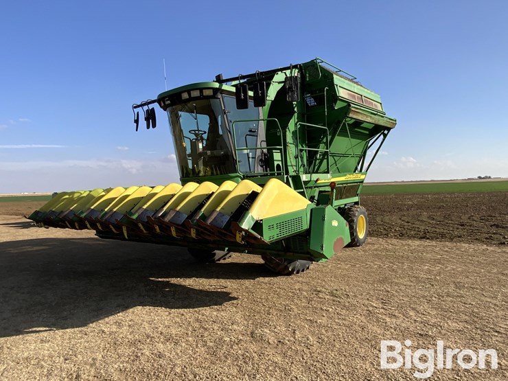 2004-john-deere-7460-image-1