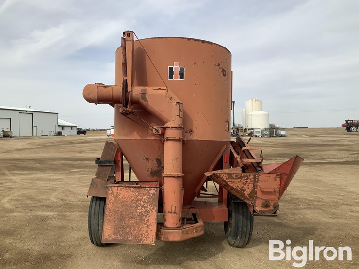 international-1250-image-6