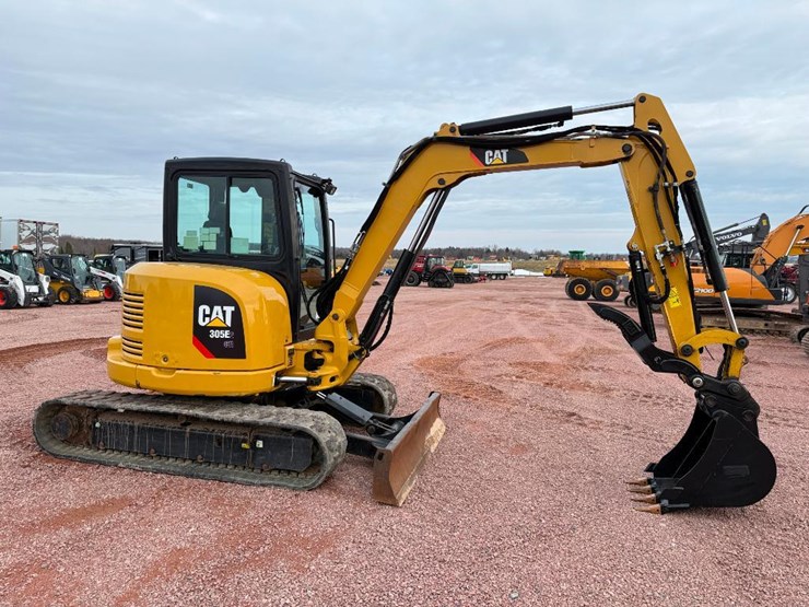 caterpillar-305e2-cr-image-2