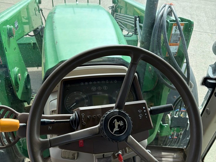 john-deere-7420-image-38