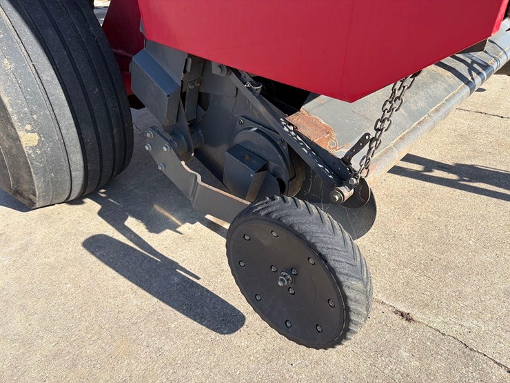 massey-ferguson-2856a-image-15