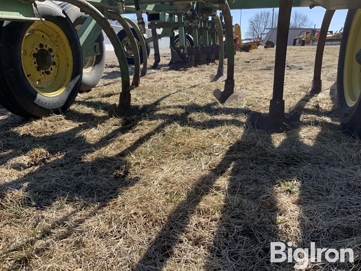 john-deere-1600-image-17