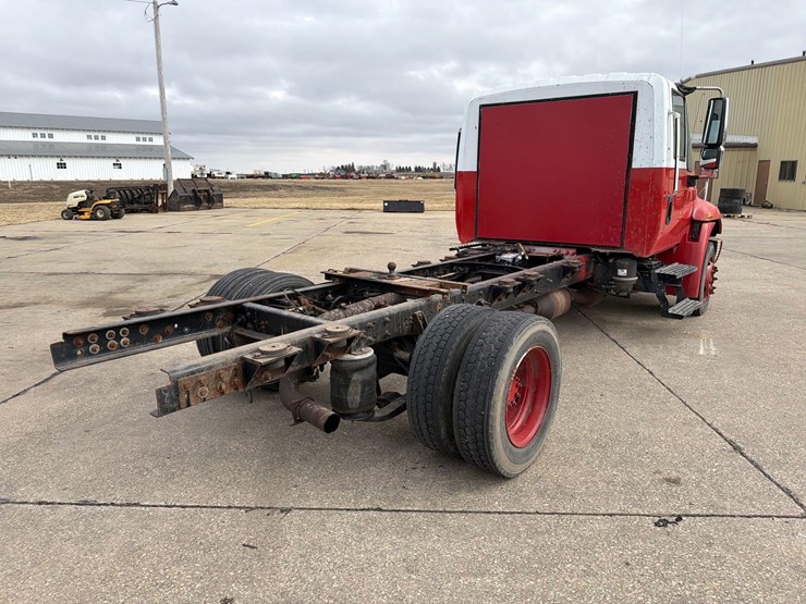 2014-international-4000-image-4