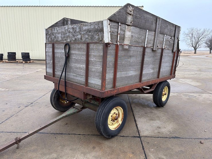 john-deere-6-image-1