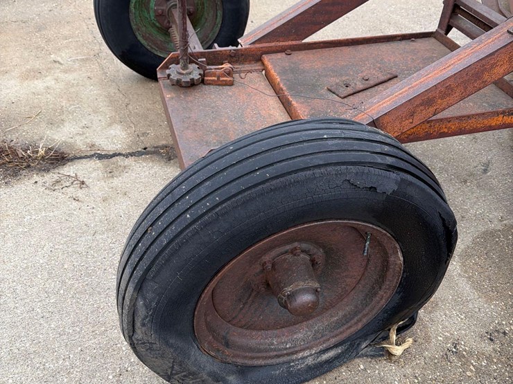 northfield-iron-company-#33-14ft-pull-type-road-grader-image-6