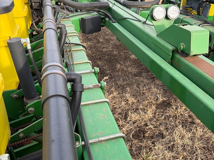 1994-john-deere-7200-image-34