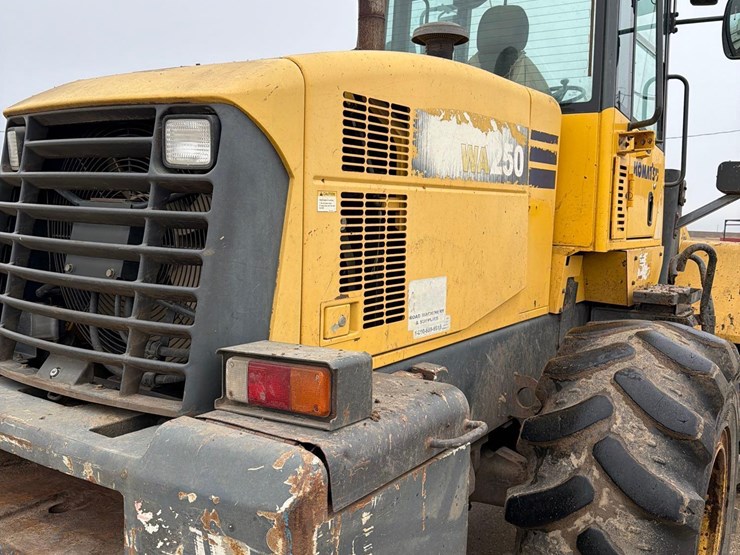 2007-komatsu-wa250-5l-image-20