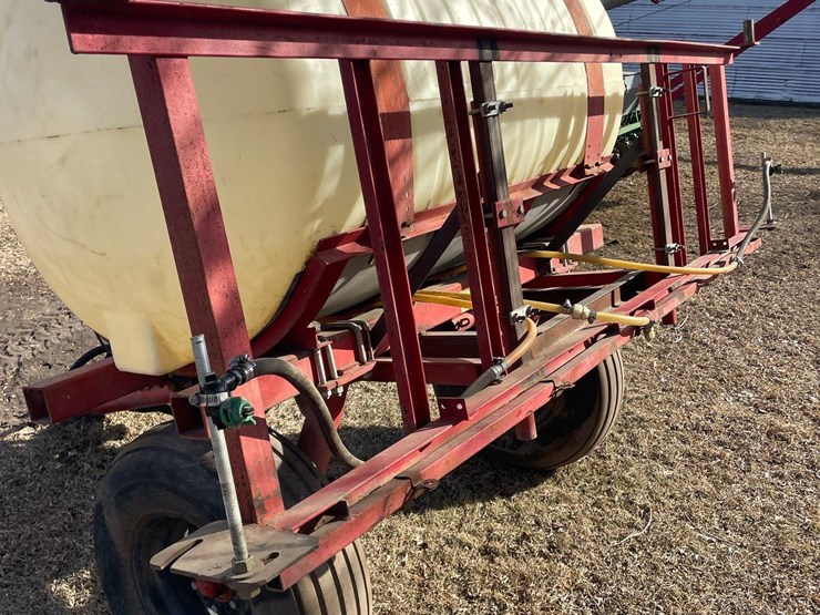 400-gallon-pull-type-sprayer-image-6