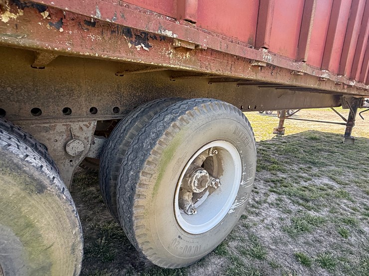 1965-trailmobile-trailer-image-22