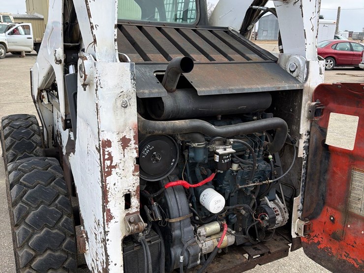 bobcat-s300-image-26