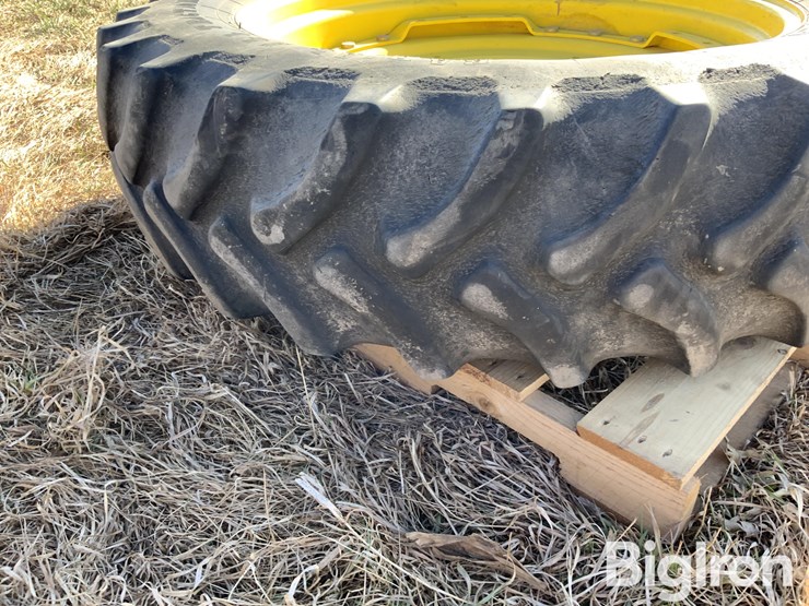 john-deere-8420-image-17