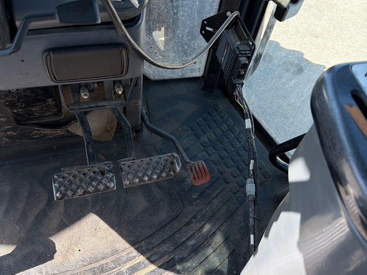 1998-new-holland-8970-image-42