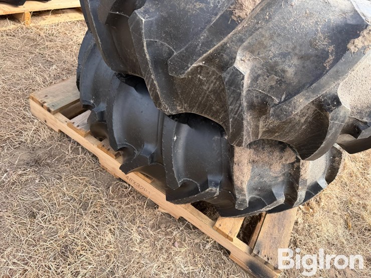 14.9-24-pivot-tires-&-rims-image-15