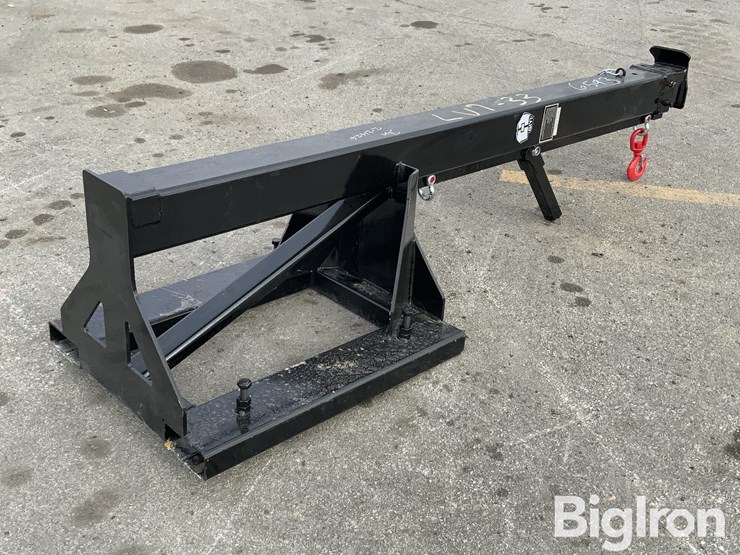 2025-massey-ferguson-730-image-1