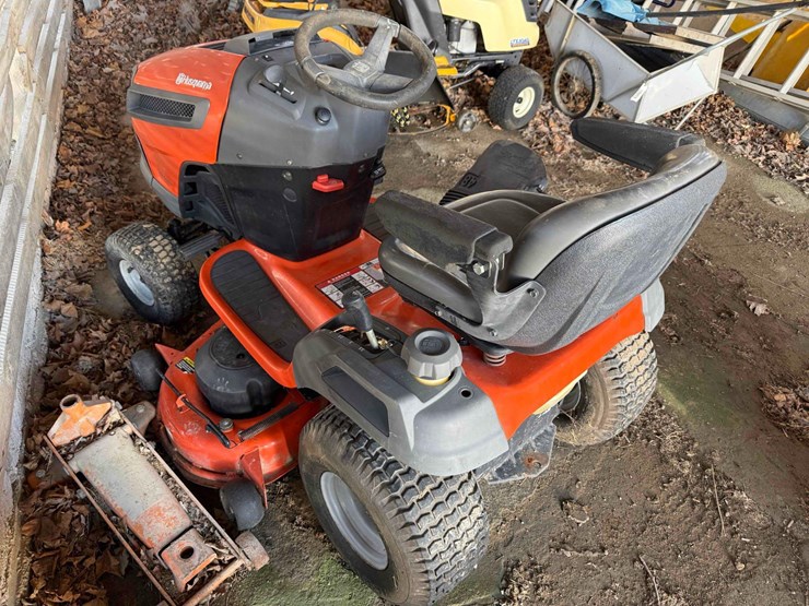 husqavarna-yth24ky8-mower-image-4