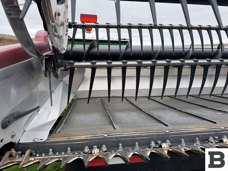 2023-mac-don-fd240-image-46