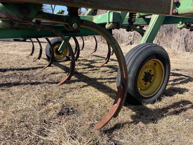 john-deere-1610-image-8