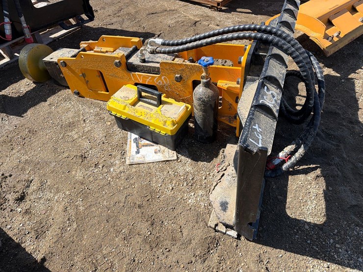 giyi-post-pounder-image-9