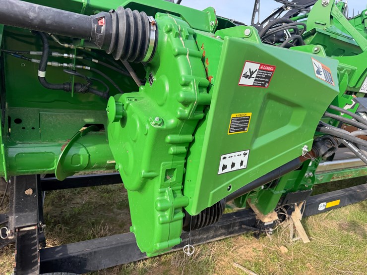 2024-john-deere-hd35r-image-21