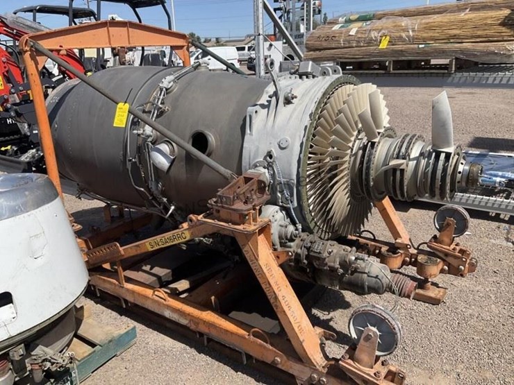 jet-engine-on-rolling-skid-image-2