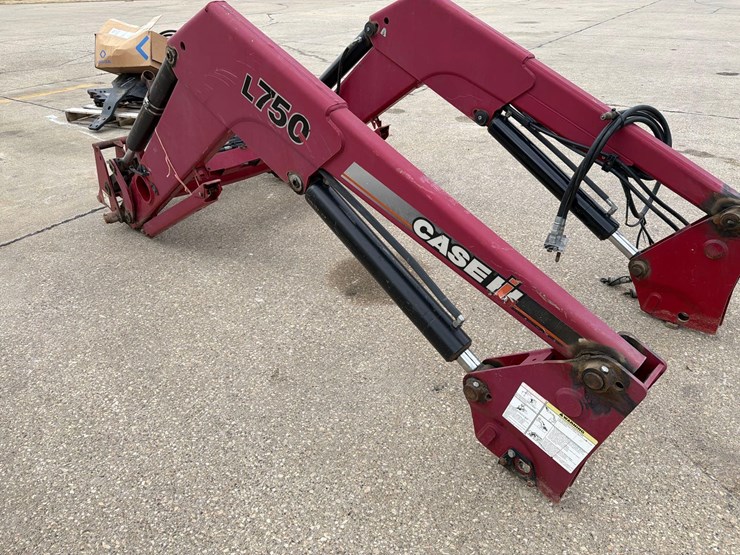 case-ih-l750-image-12