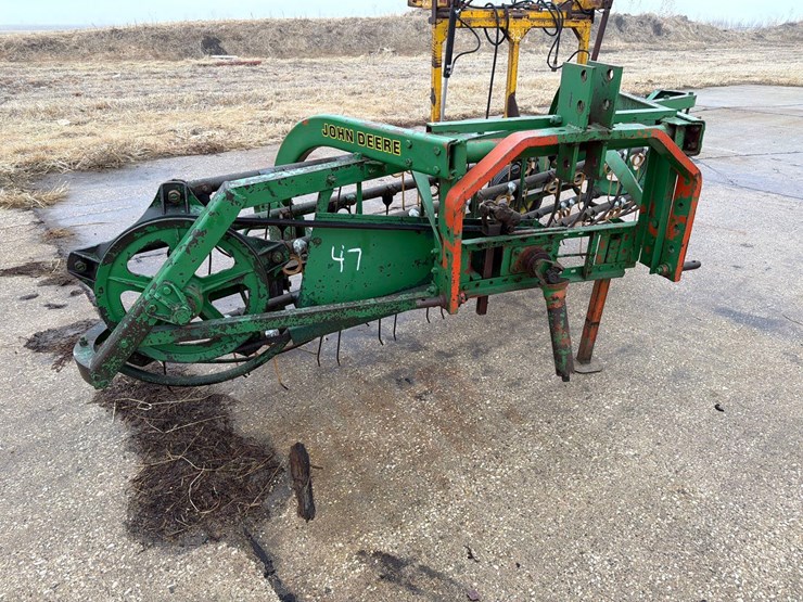 john-deere-5-image-2