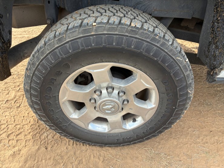 2022-dodge-2500-image-12