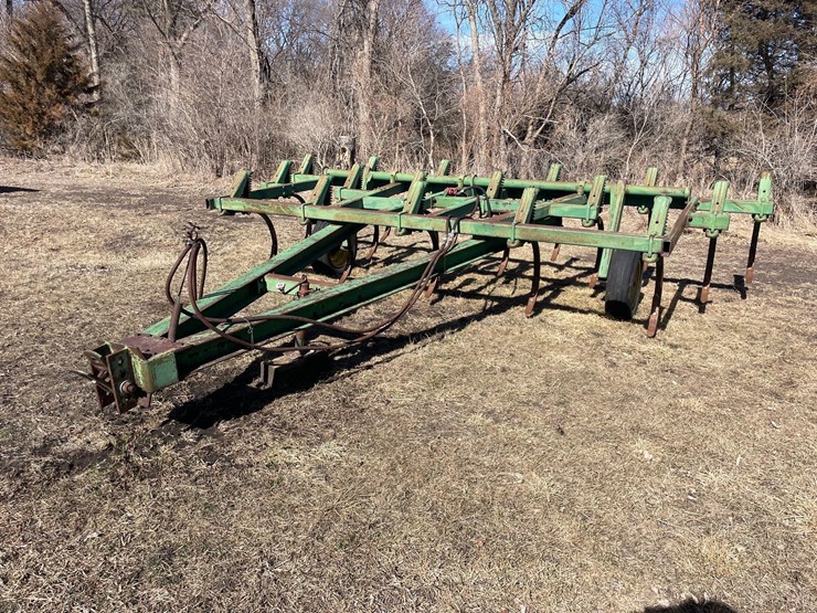 john-deere-1610-image-2