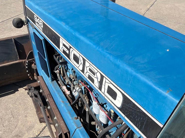 1990-versatile-946-image-41