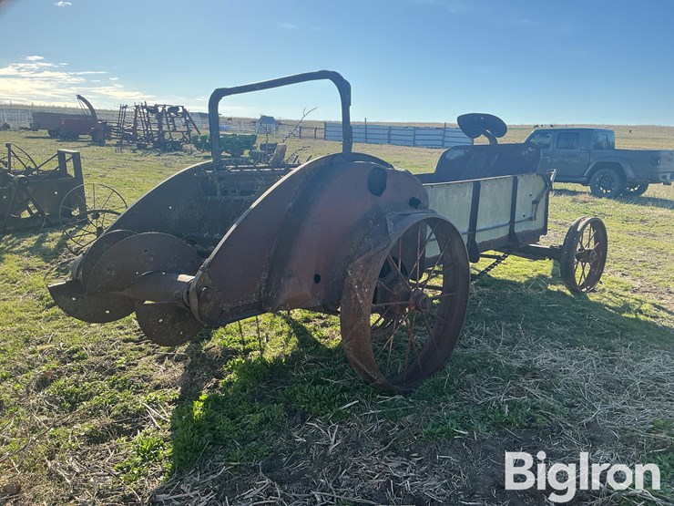 john-deere-manure-spreader-image-5