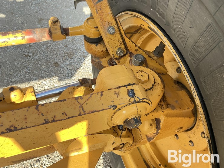 1998-caterpillar-160h-image-13