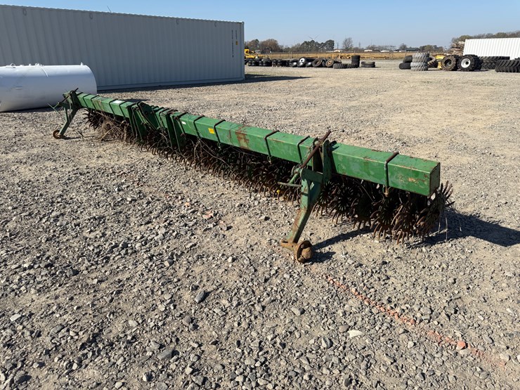 john-deere-25-image-2