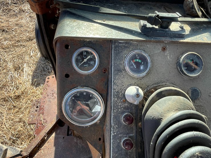 #2009-•-white-105-tractor-(melrose,-wi)-image-30