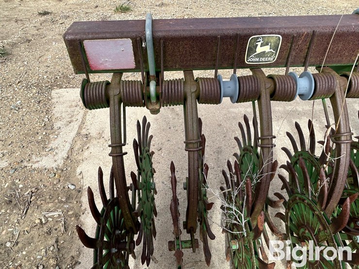 john-deere-400-image-9