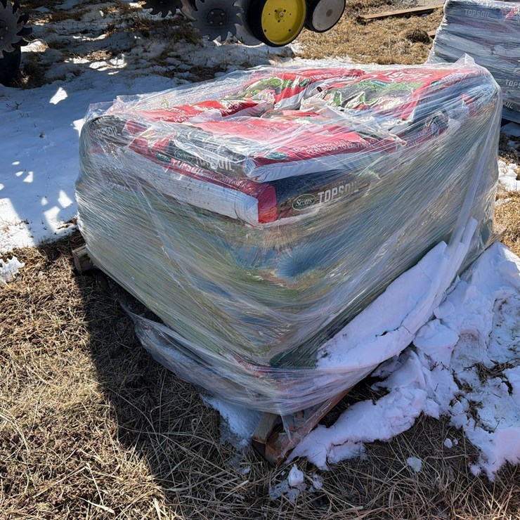 Pallet Of Top Soil