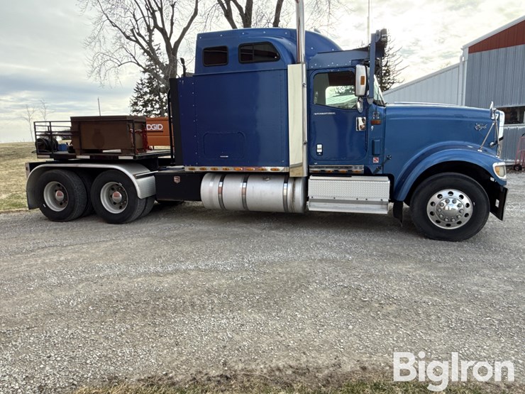 2003-international-9900i-image-4