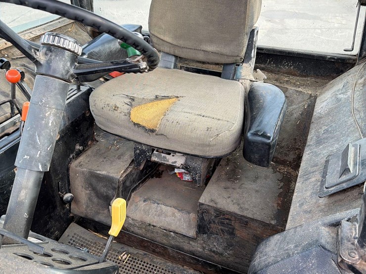 john-deere-4630-image-39