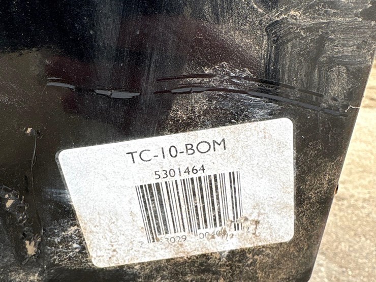 bomgaars-32”-x-42”-yard-wagon-image-7