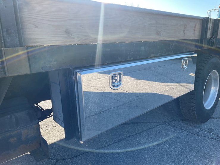 2009-ford-f750-xlt-image-14