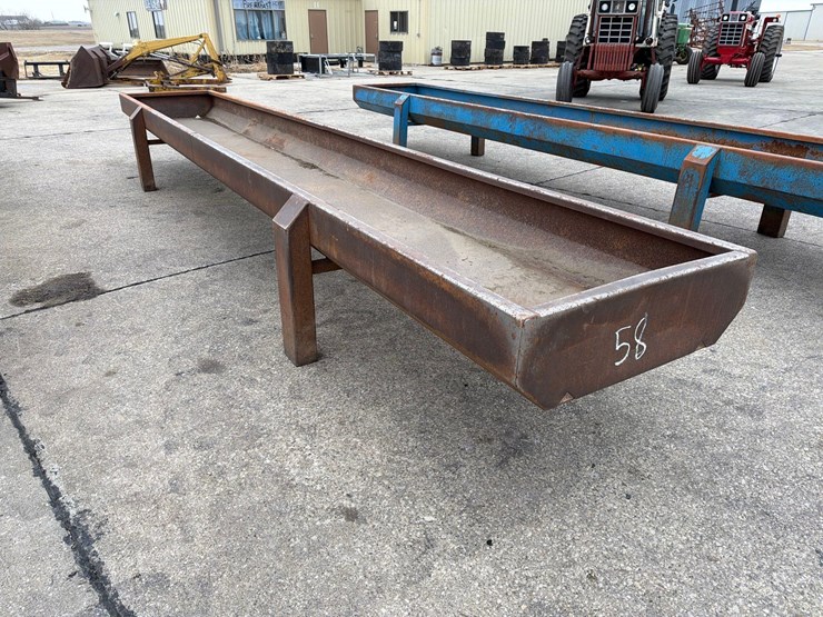 20ft-metal-feed-bunk-image-1