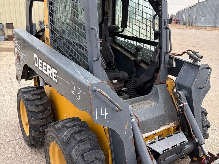 deere-318d-image-22