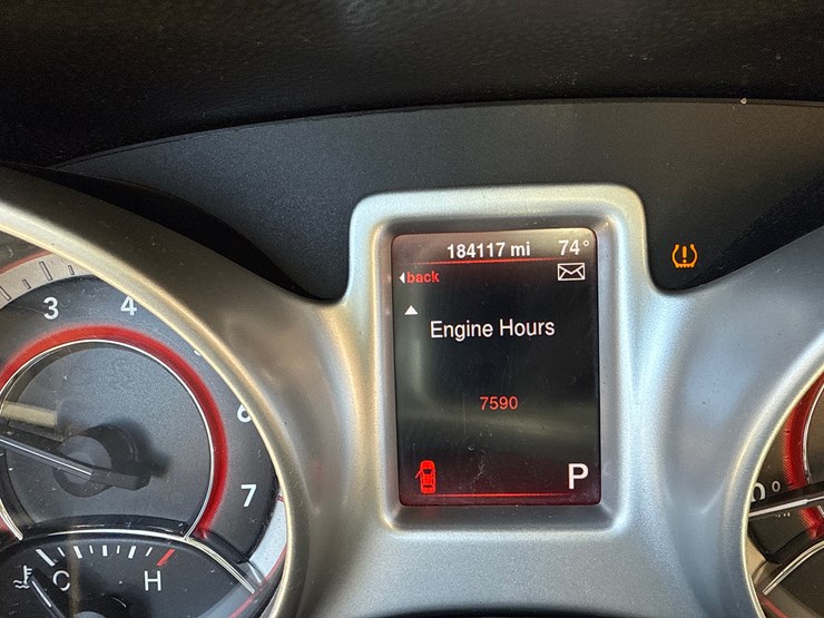 2013-dodge-journey-image-36