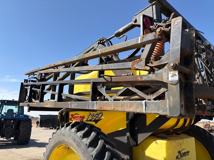 2015-demco-1250-image-12