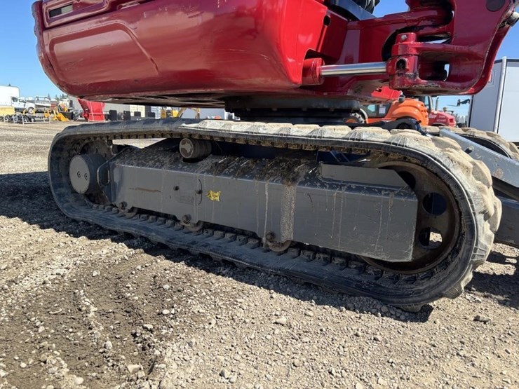 2020-takeuchi-tb230-image-25