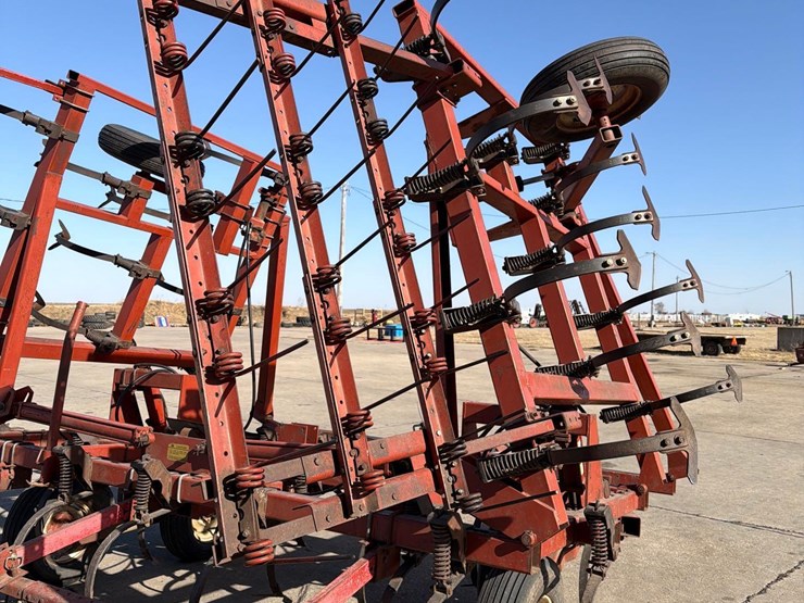 hesston-2210-image-19