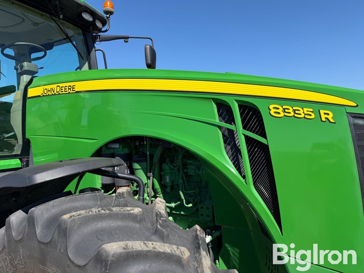 2012-john-deere-8335r-image-17