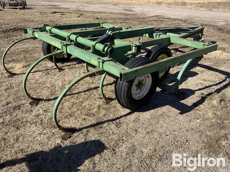 john-deere-1600-image-6