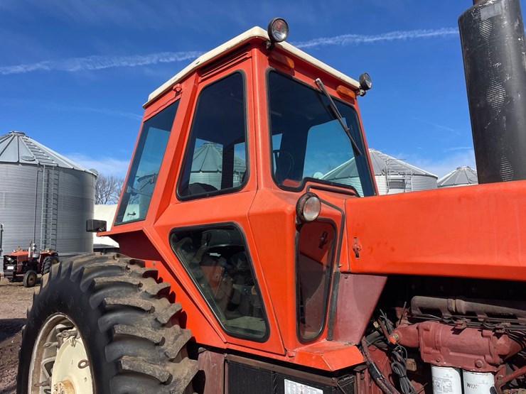 allis-chalmers-7040-2wd-tractor—1-owner-image-14