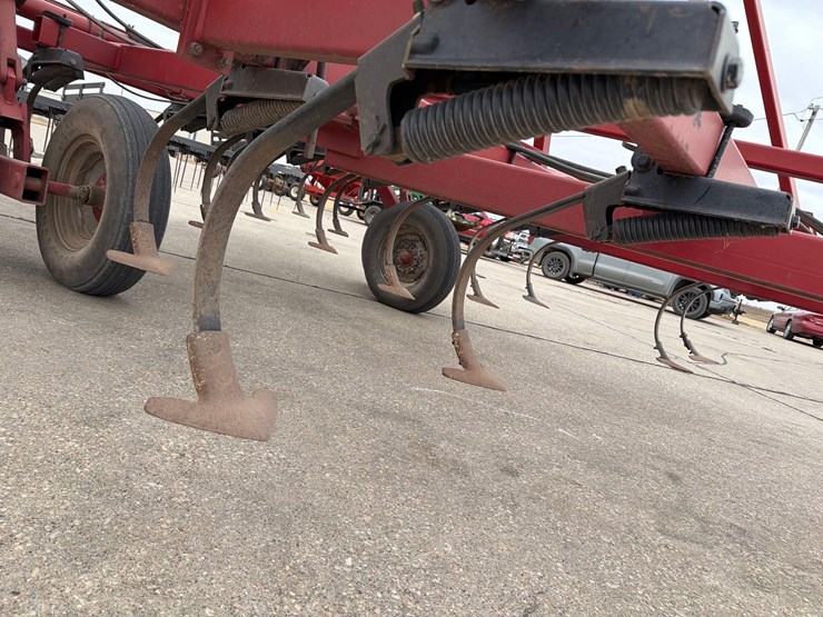 case-ih-4800-image-21