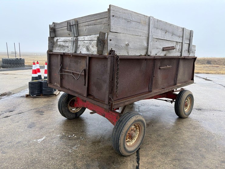 6ft-x10ft-metal-barge-wagon-box-image-4